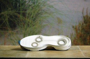 Cutaway-Showing-Springs